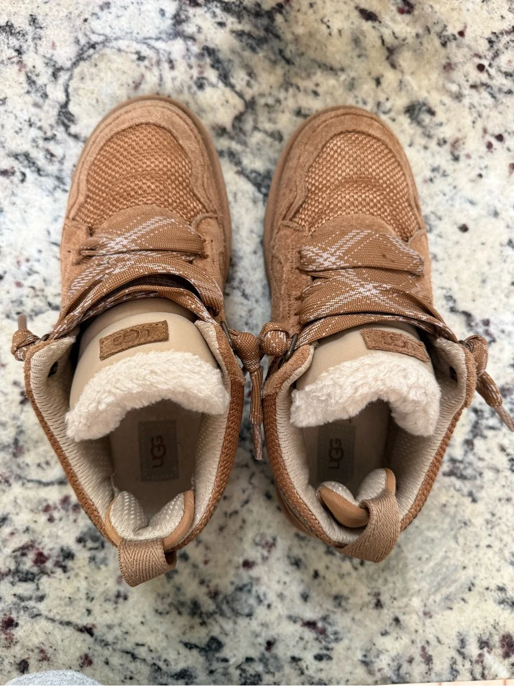 UGG Kids Tan Suede Lace-Up Cozy-Lined Boots